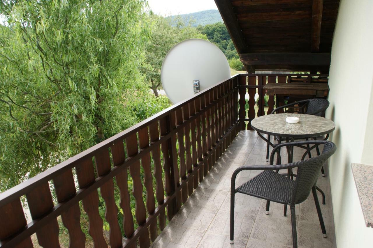 Apartman "Bogut" Slunj Exterior foto